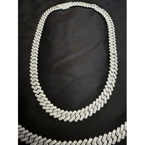 21 ctw men’s diamond Cuban necklace and bracelet set