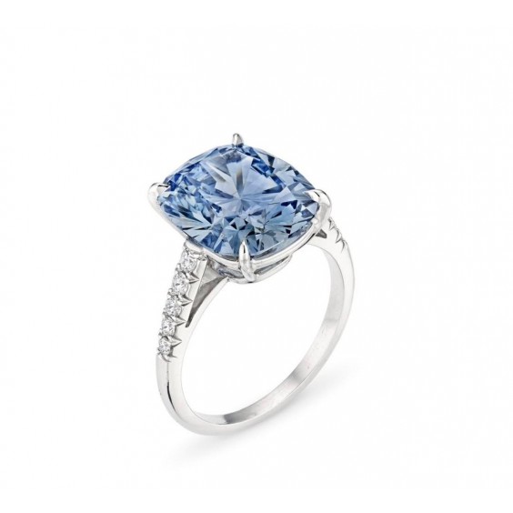 Icy Blue Beauty Ring Icy Blue Beauty Ring