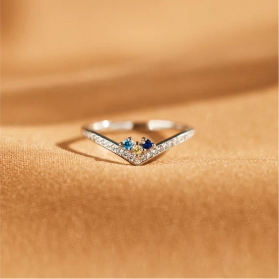 Personalized 1-6 Birthstones Chevron Pavé Ring