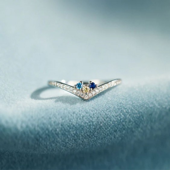 Personalized 1-6 Birthstones Chevron Pavé Ring